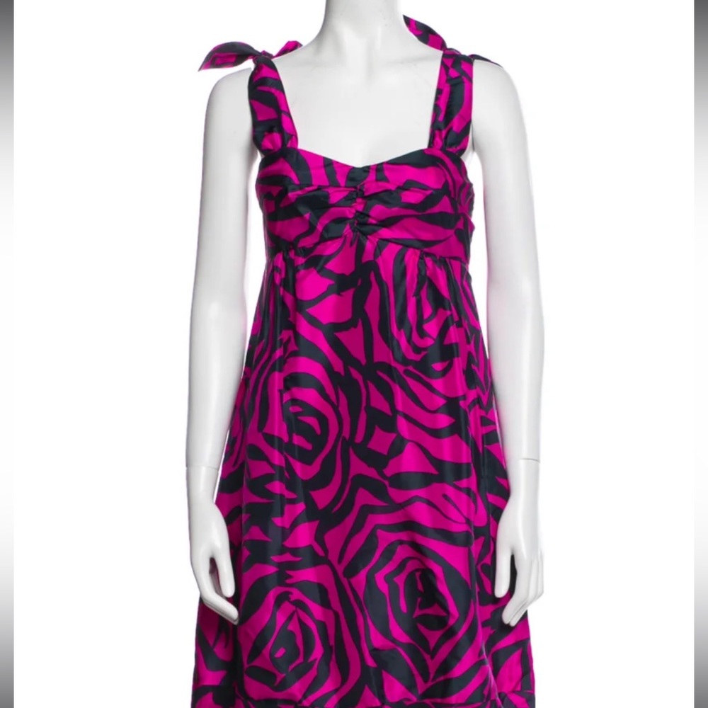 Gorgeous EUC Mark Jacobs silky dress - Picture 2 of 5